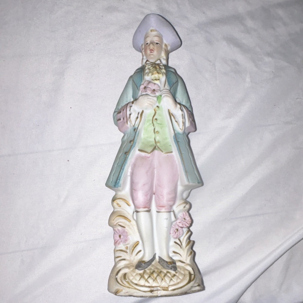Vintage Ucagco Ceramics Japan Colonial Man Porcelain‎ Figurine Pastel Gold Gilt